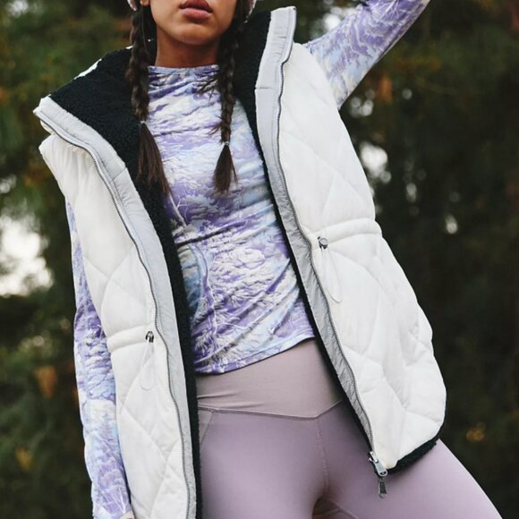 FREE PEOPLE Venture On Reversible Puffer Vest Sz XS